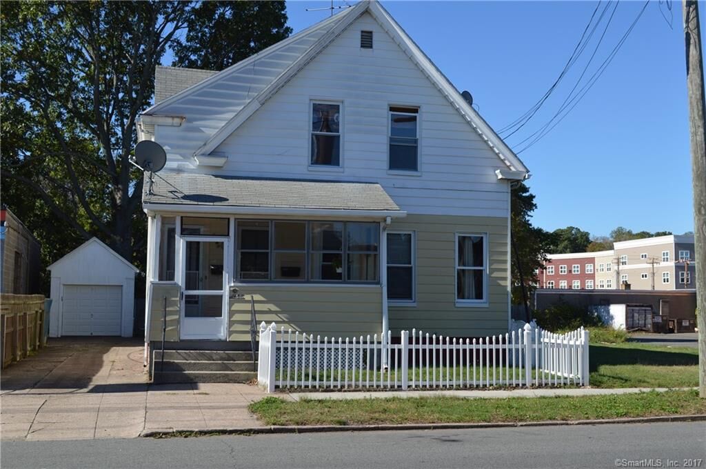 Property Photo:  438 Front Avenue  CT 06516
