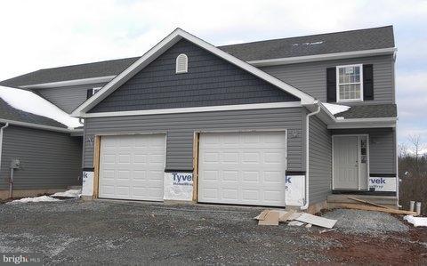 Property Photo: 325 Kentwell Drive 78 PA 17406