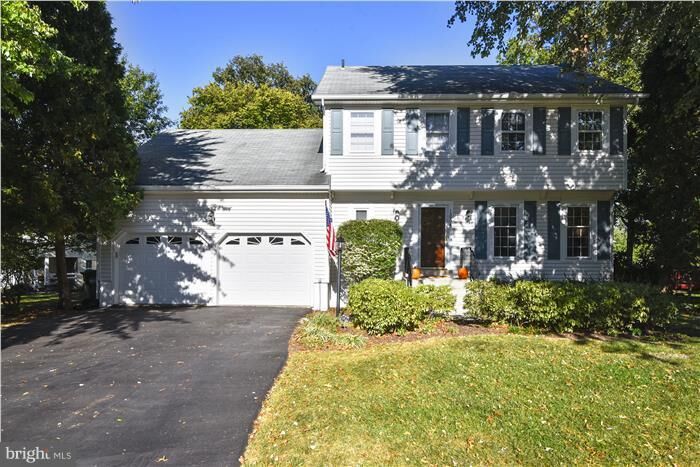 Property Photo:  13904 Quietway Court  VA 20151 