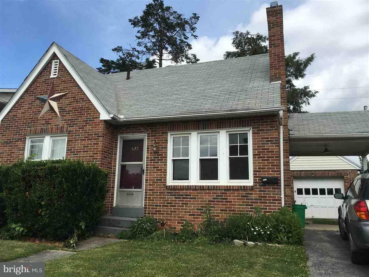 Property Photo:  327 Norway Street  PA 17403 