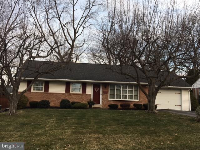 Property Photo:  1661 Sunset Avenue  PA 17601 