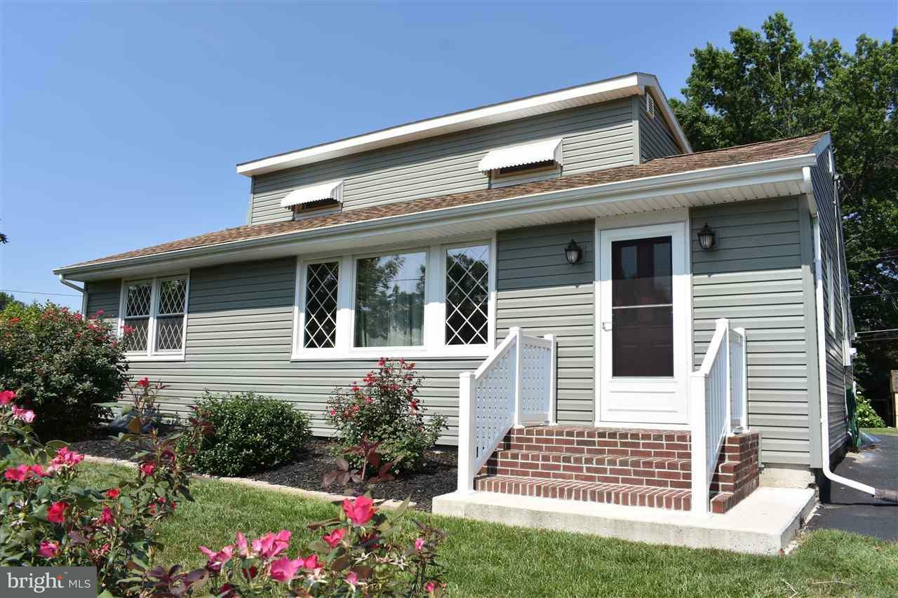 Property Photo:  226 Old York Road  PA 17070 