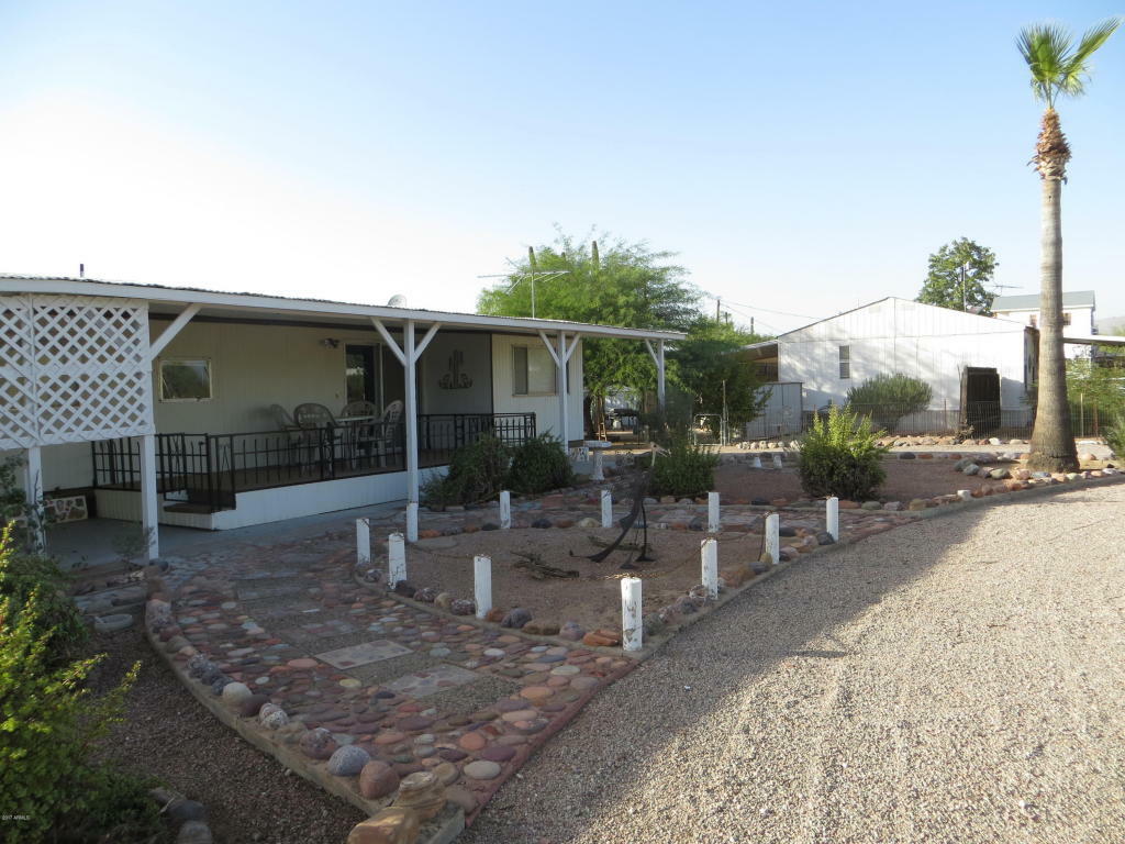 Property Photo:  462 N Saguaro Drive  AZ 85120 