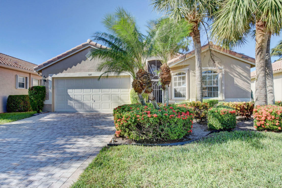 Property Photo:  7285 Haviland Circle  FL 33437 