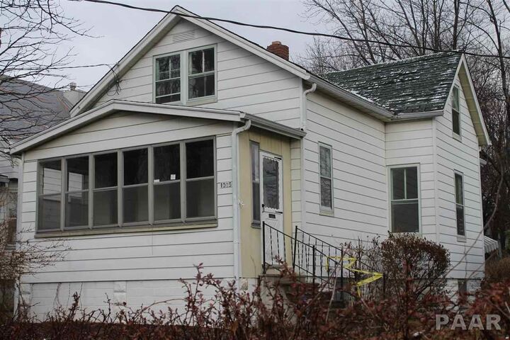 1005 E Nebraska  Peoria IL 61603 photo