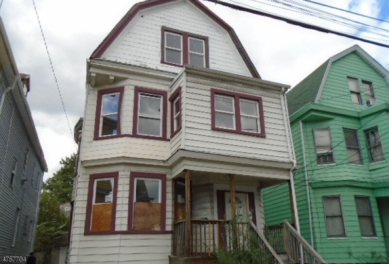 Property Photo:  187 Isabella Ave  NJ 07111 