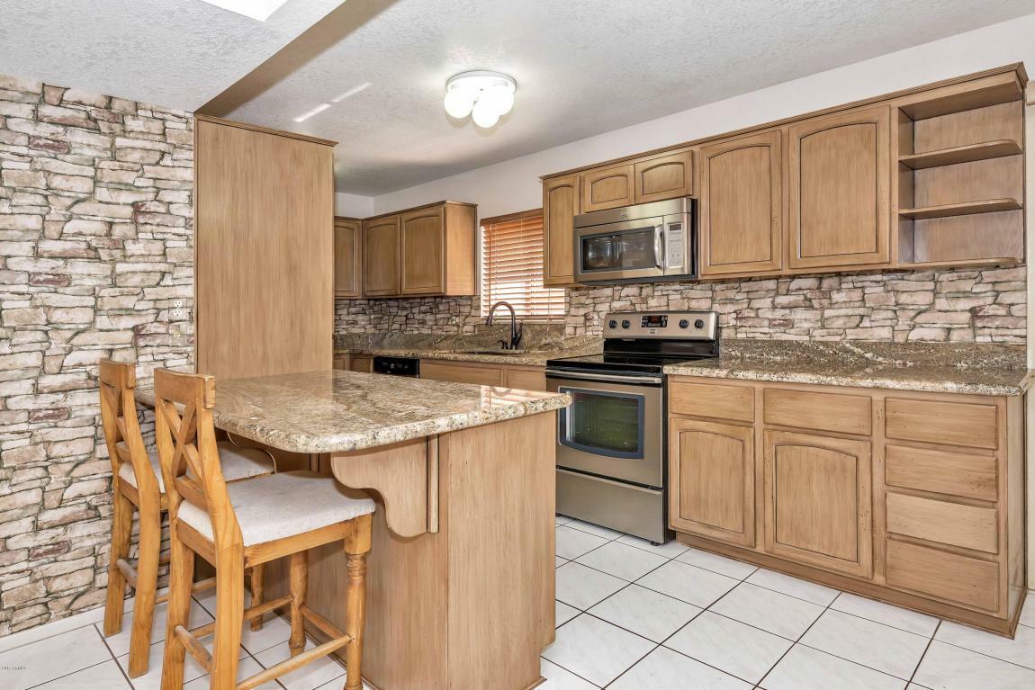Property Photo: 5519 W Frier Drive AZ 85301