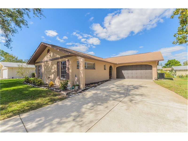 Property Photo: 10736 Mira Vista Drive FL 34668