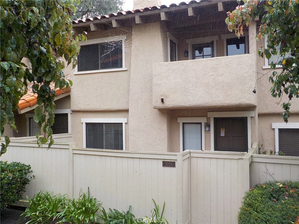 Property Photo:  1026 Westward Way 53  CA 92627 