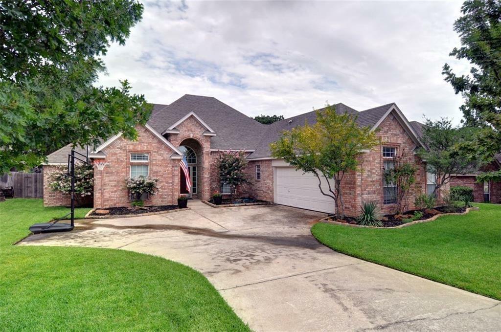 Property Photo:  106 Bremen Drive  TX 76054 