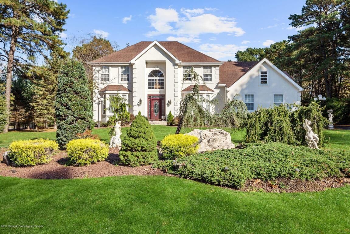 Property Photo:  48 Green Tree Drive  NJ 08527 