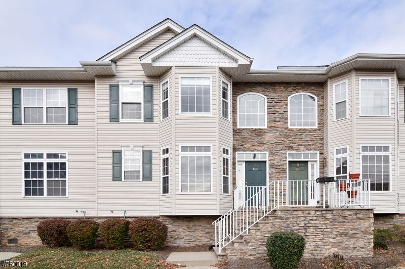 Property Photo:  488 Hancock St  NJ 07065 
