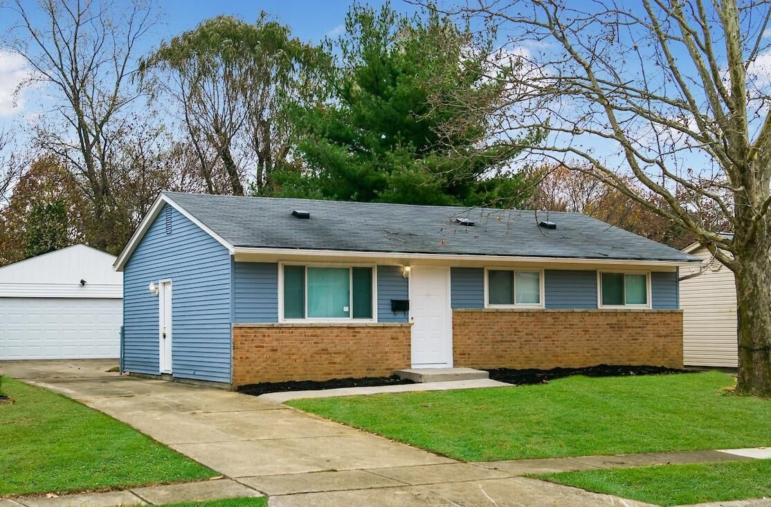 Property Photo:  2662 Dellworth Street  OH 43232 