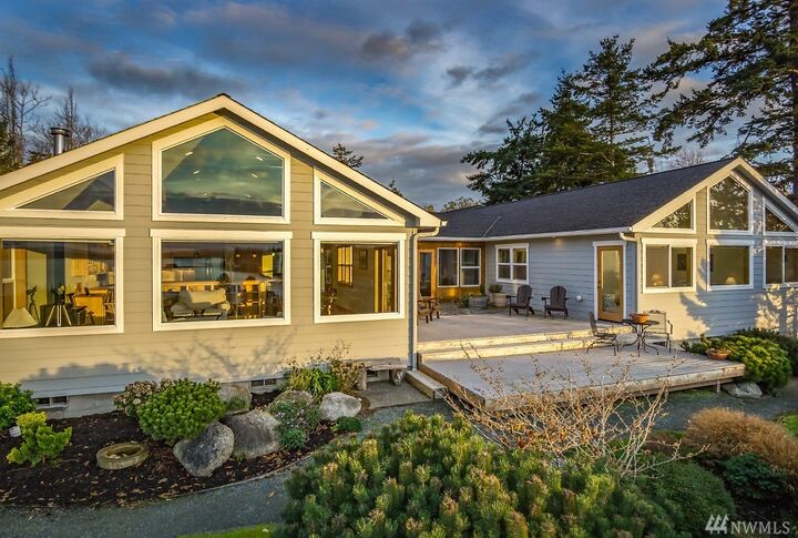 1007 NE Lovejoy  Coupeville WA 98239 photo