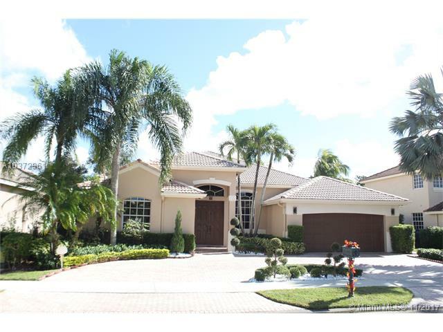 Property Photo:  2526 Jardin Dr  FL 33327 