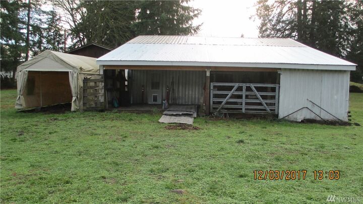 Property Photo:  12036 Bald Hill Rd SE  WA 98597 