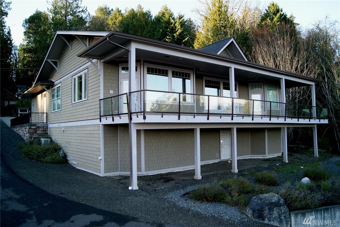 Property Photo:  1493 Yukon Harbor Rd SE  WA 98366 