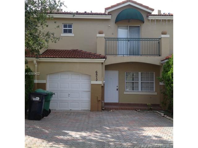 Property Photo: 6872 SW 158th Ct FL 33193
