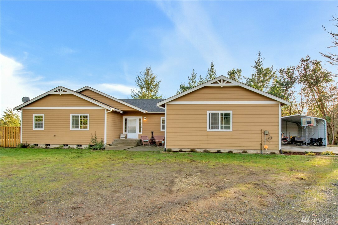 Property Photo:  20326 17th St Kps  WA 98349 