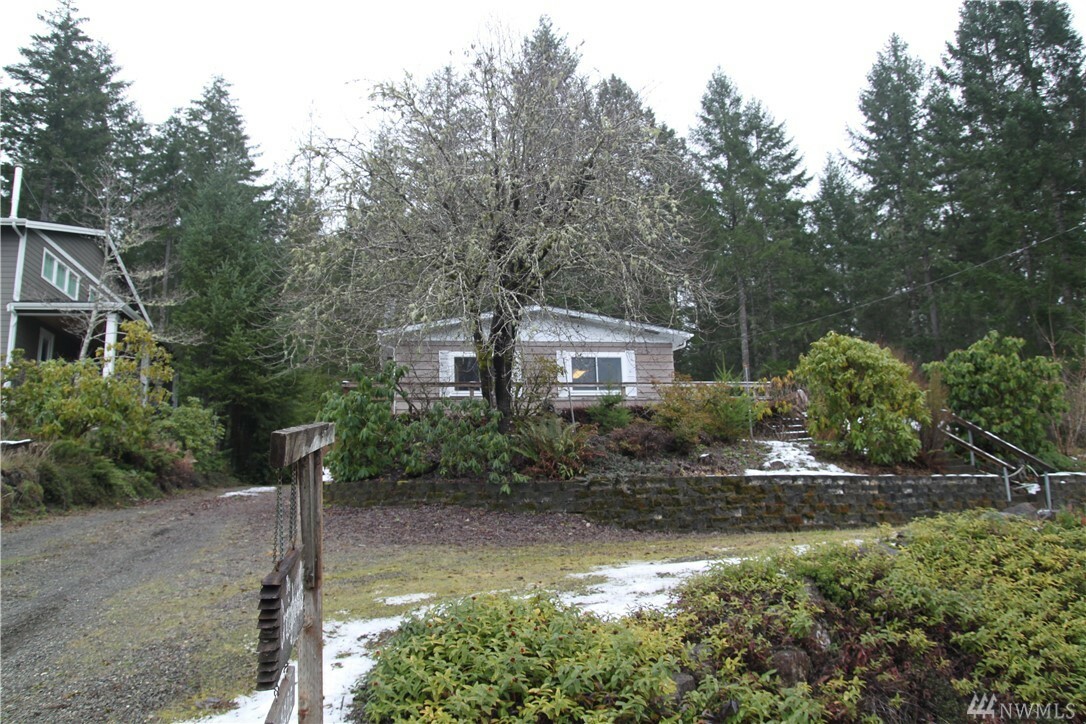 Property Photo:  140 E Olympic Dr  WA 98546 