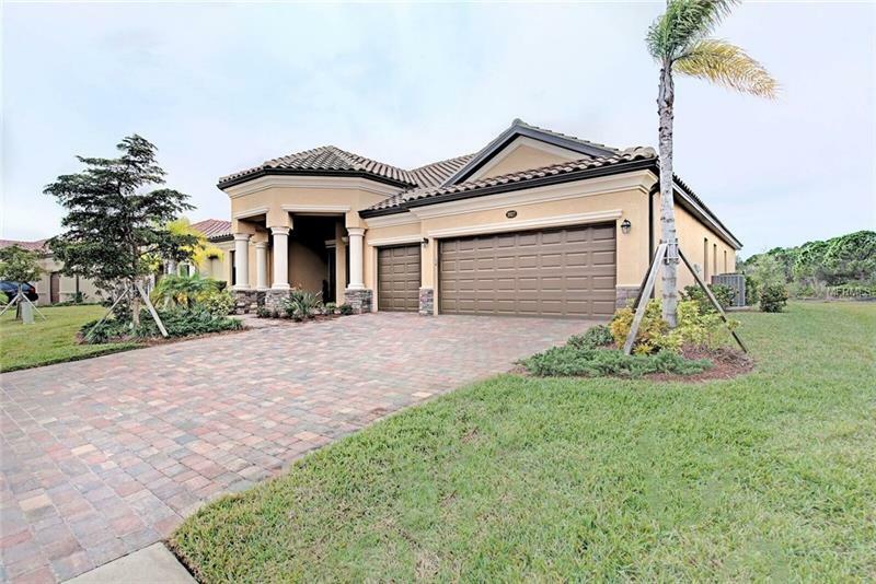 Property Photo: 20217 Cristoforo Place FL 34293