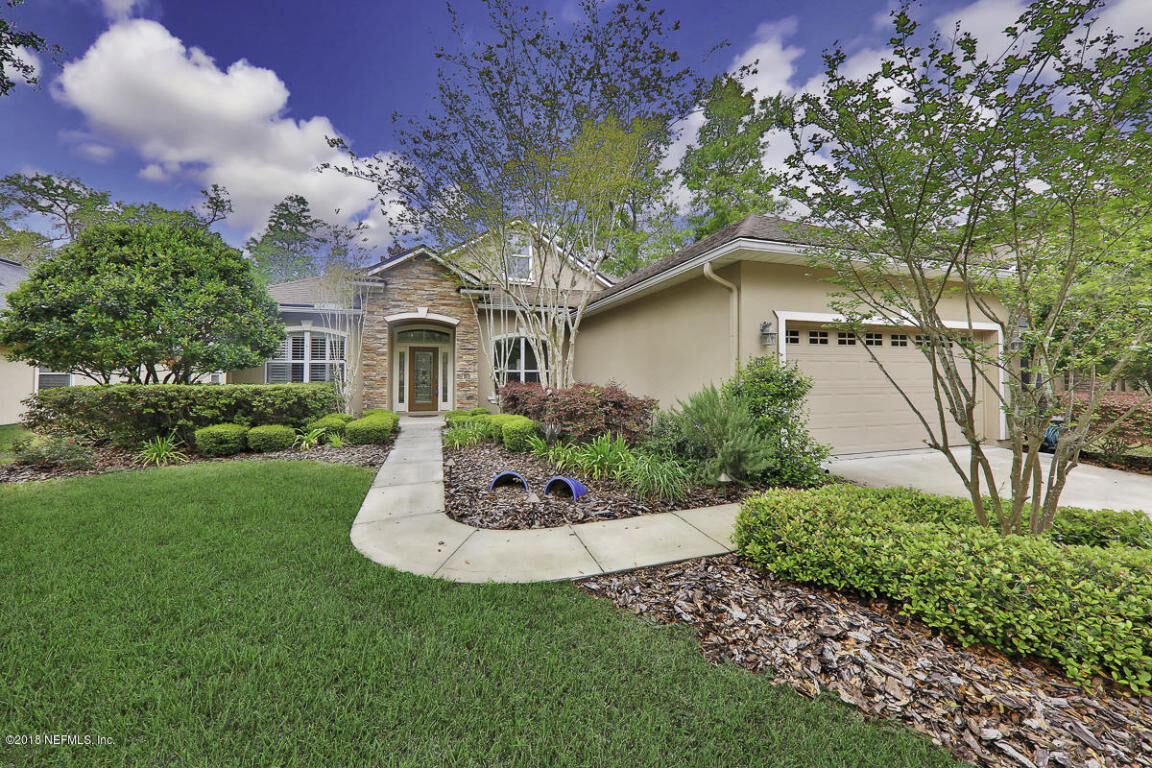 Property Photo: 5208 Comfort Court FL 32092