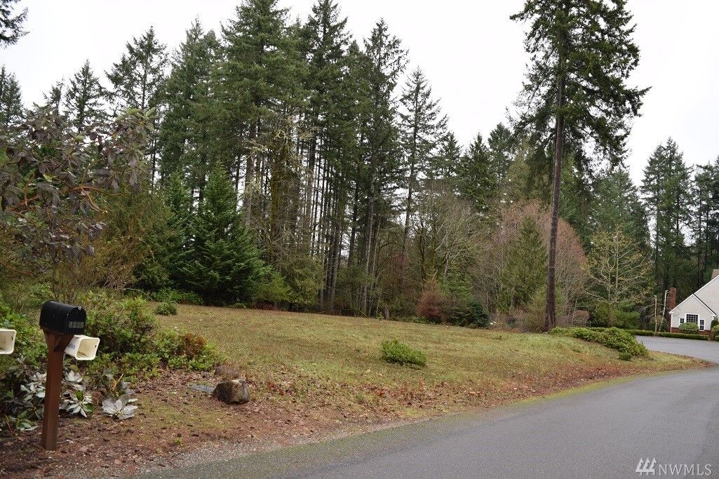 Property Photo:  4240 Biscay St NW  WA 98502 