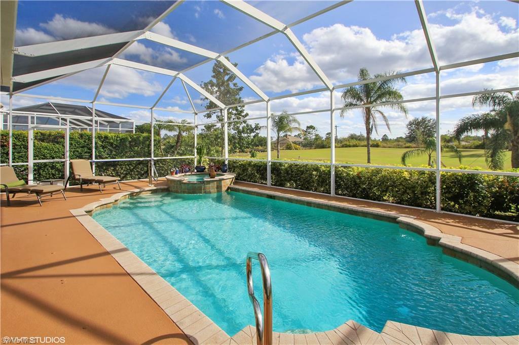 Property Photo:  2153 Oxford Ridge Circle  FL 33973 