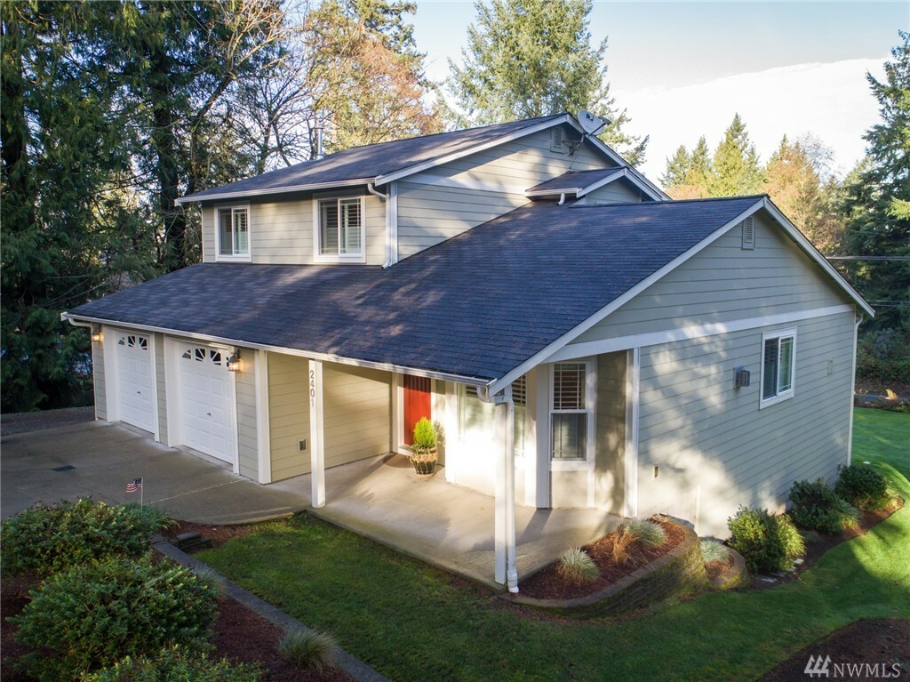 Property Photo:  2401 55th St NW  WA 98335 