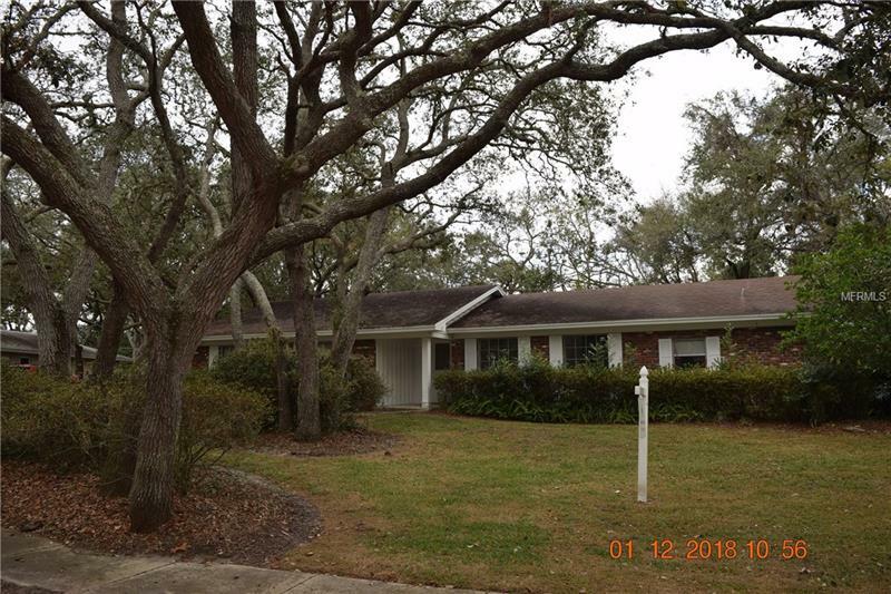 Property Photo:  209 E Sweetwater Creek Drive  FL 32779 