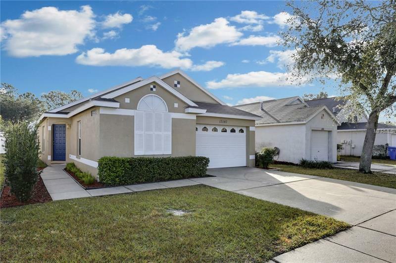 Property Photo:  13140 Carrollwood Creek Drive  FL 33624 