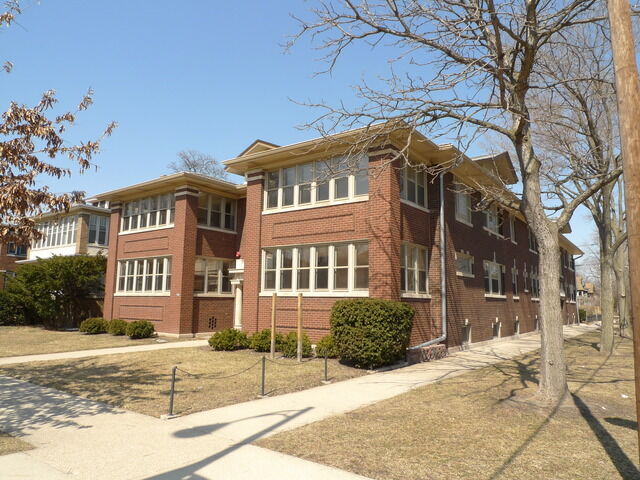 Property Photo:  
