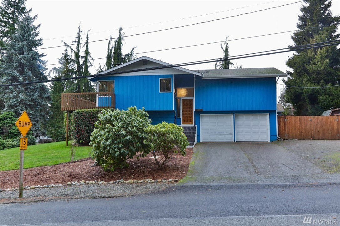 Property Photo: 18215 64th Ave NE WA 98028