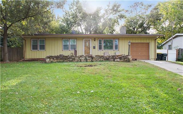 Property Photo: 6720 Hadley Lane KS 66204
