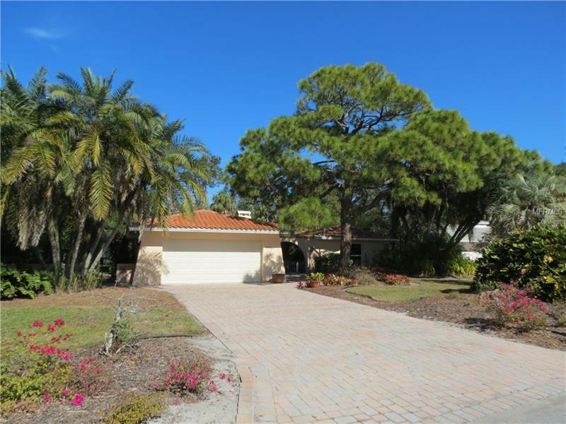 Property Photo:  351 N Shore Drive  FL 34234 