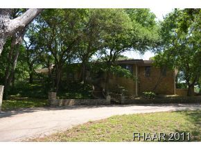 Property Photo:  700 Live Oak Drive  TX 76541 