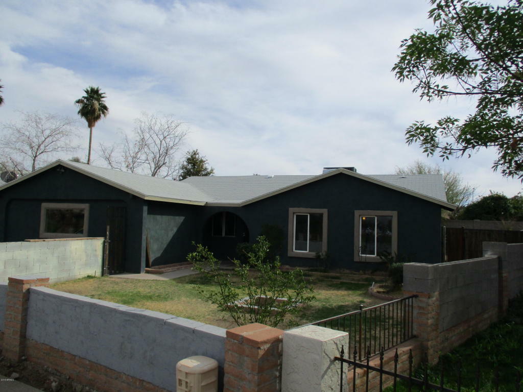 Property Photo:  4501 E Pecan Road  AZ 85040 