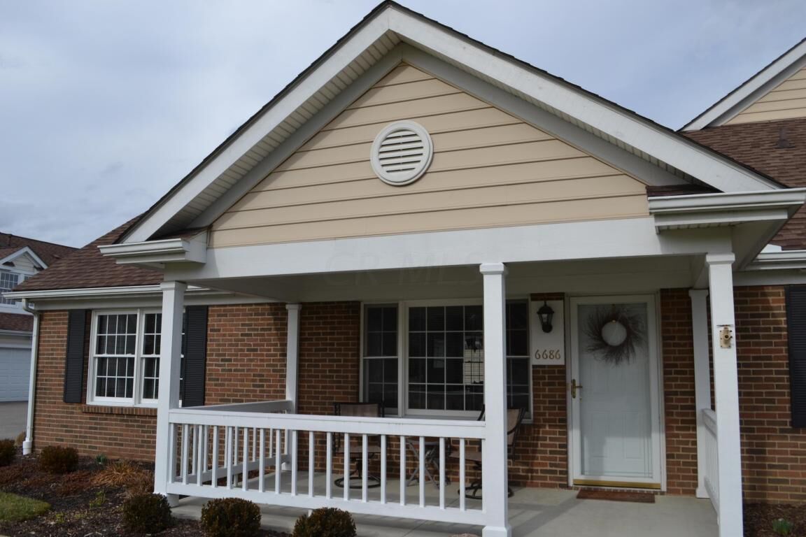 Property Photo:  6686 Henschen Circle  OH 43082 