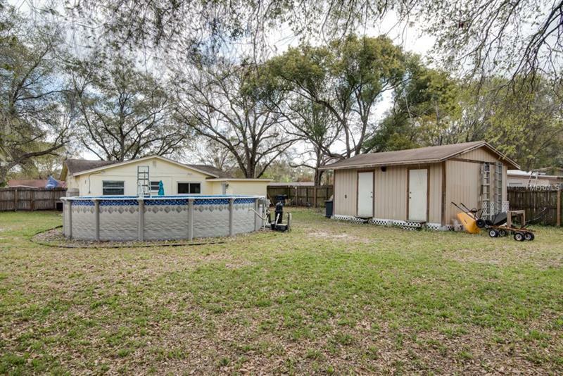 Property Photo:  2421 Hermosa Drive  FL 33619 