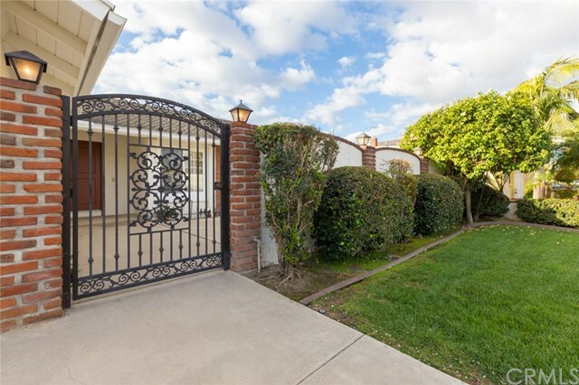 Property Photo: 406 W Sierra Drive CA 92707