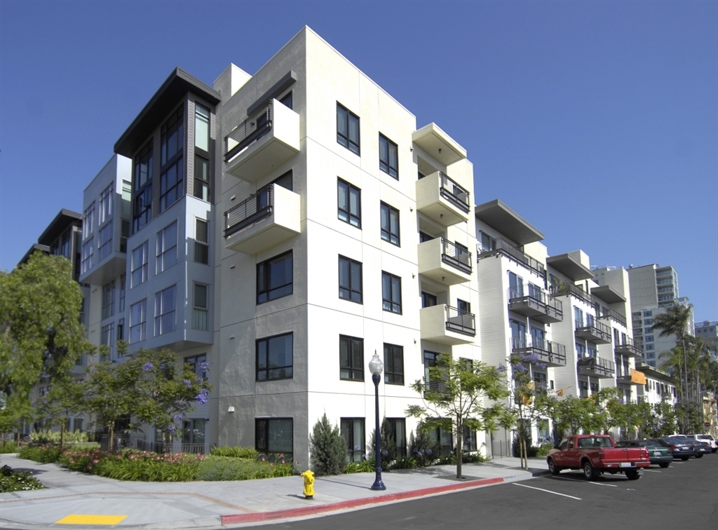 Property Photo: 889 Date Street 442 CA 92101