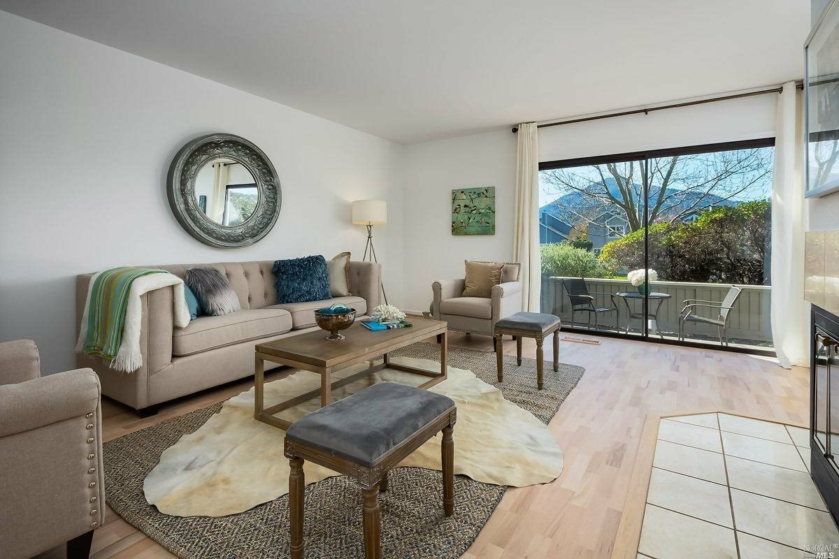 Property Photo:  6 Drakes View Circle  CA 94904 