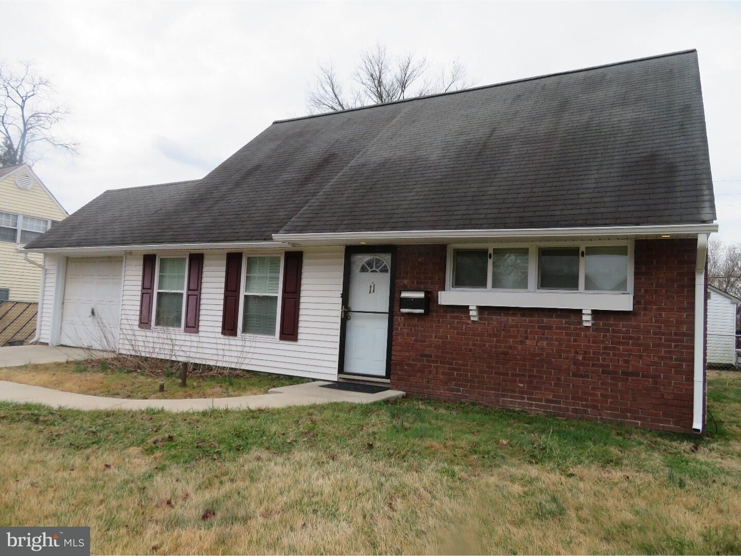 Property Photo: 11 Pumpkin Hill Road PA 19056