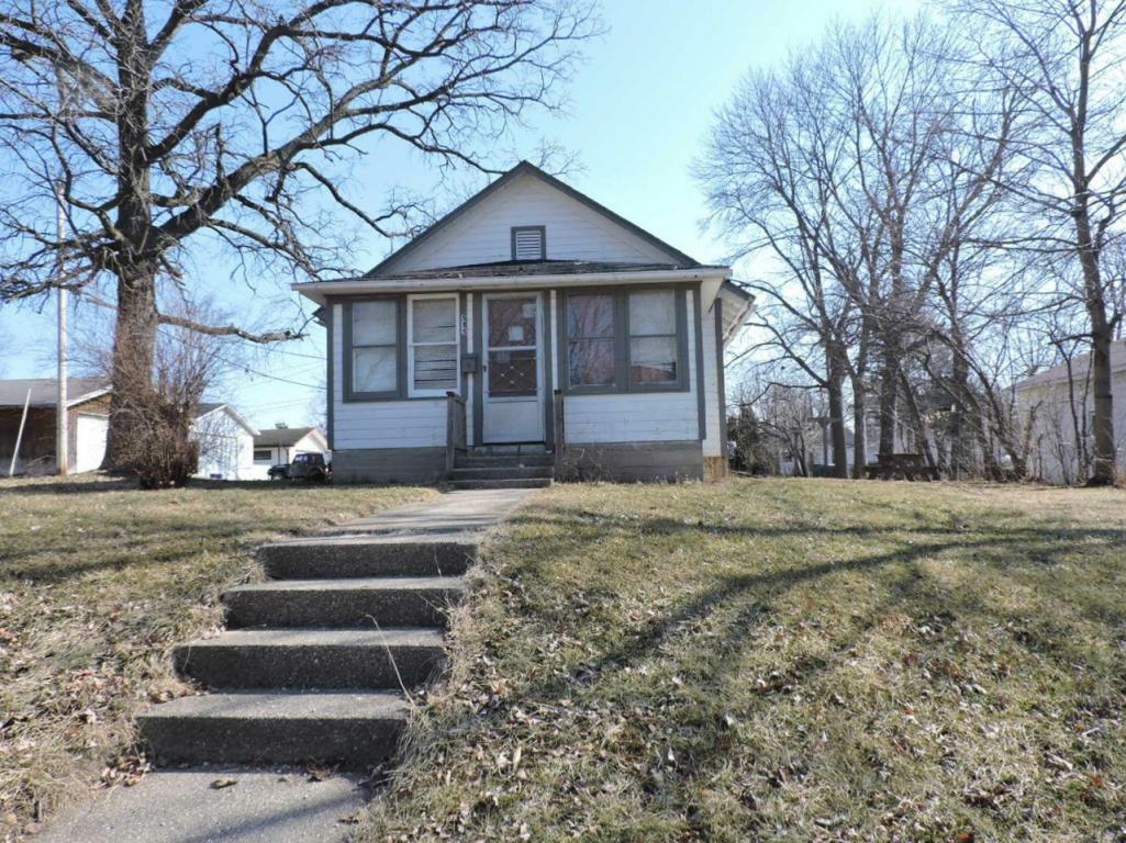 Property Photo: 515 S Fourth St WI 53115