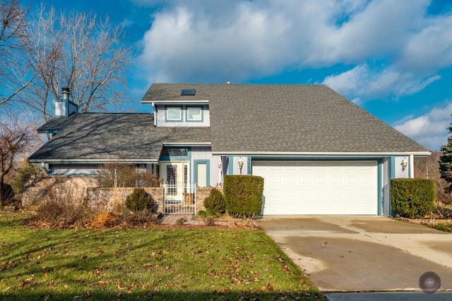 Property Photo: 1115 Hidden Spring Drive IL 60540