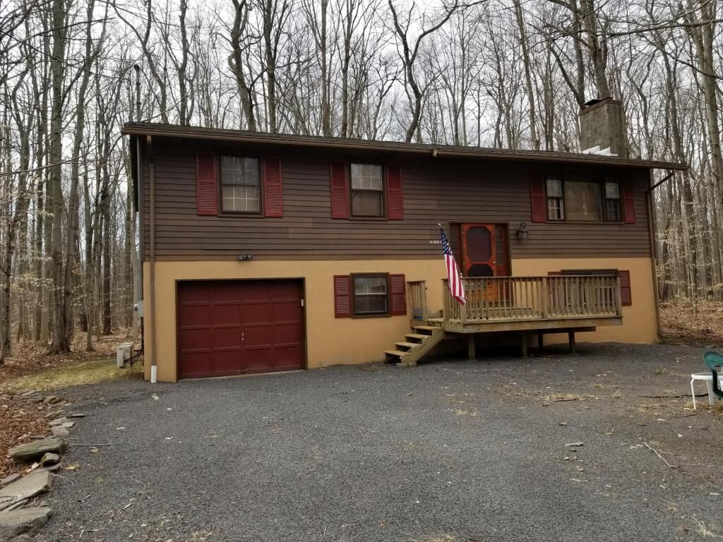 Property Photo: 276 Paxinos Drive PA 18347