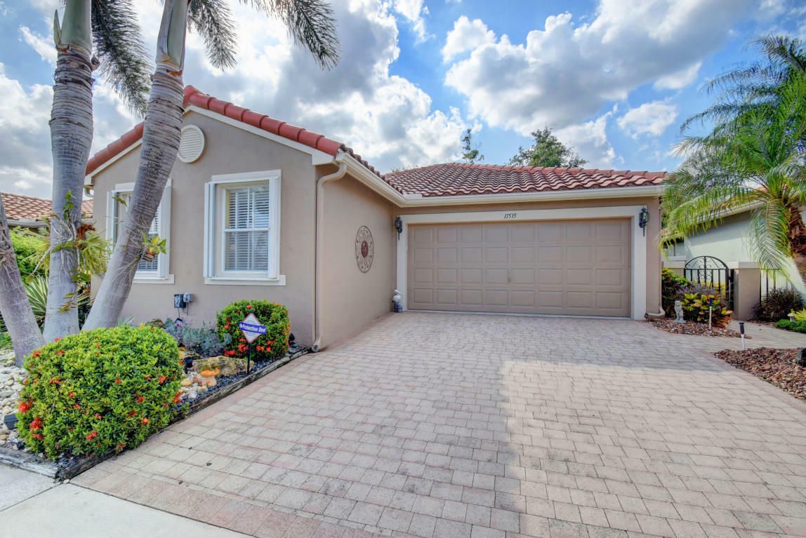 Property Photo:  11535 Colonnade Drive  FL 33437 