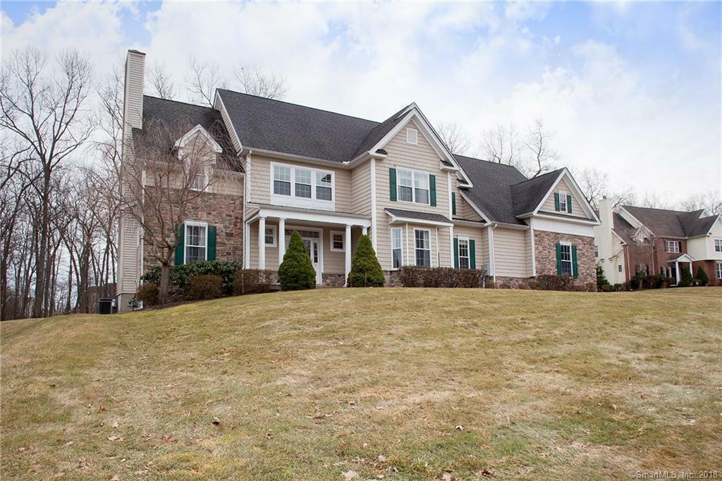 Property Photo: 39 Crown Point CT 06019