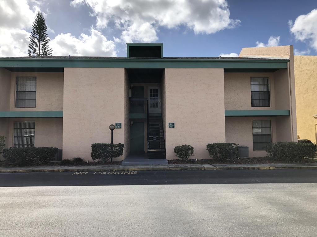 Property Photo: 1225 N Wickham Road FL 32935
