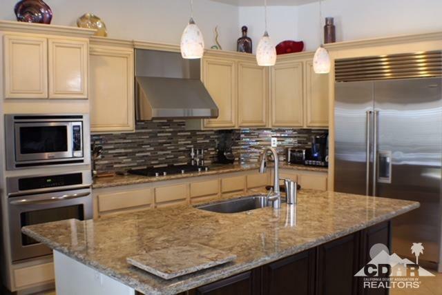 Property Photo: 78995 Wakefield Circle CA 92253